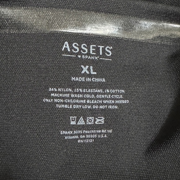 Assets by SPANX High Waisted Shorts Shapewear Very Black Women's Size XL - Picture 4 of 5